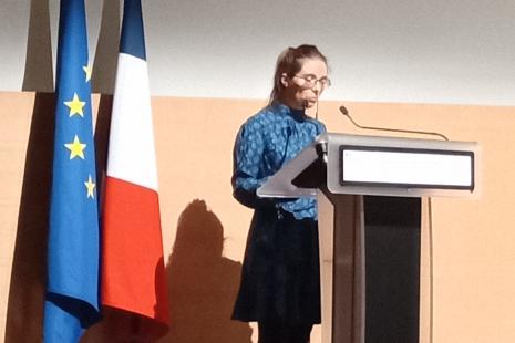 Aurore Bergé, ministre des Solidarités et des Familles lors de la présentation de la Stratégie bien vieillir, le 17 novembre 2023