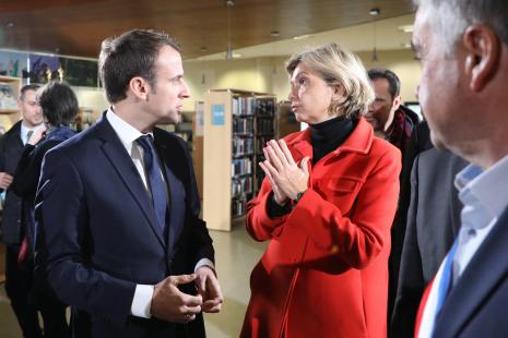 Sondage : les médecins préfèrent Macron à Pécresse