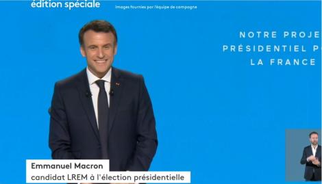Emmanuel Macron lors de sa présentation le 17 mars de son programme à l'élection présidentielle
