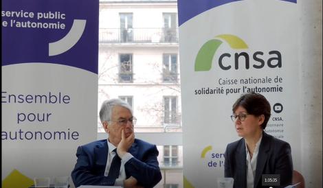De gauche à droite : Jean-René Lecerf et Virginie Magnant, respectivement président et directrice du Conseil de la CNSA