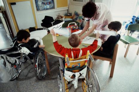 enfants handicapés