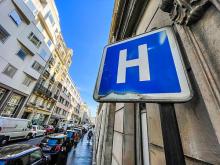 Budget de la Sécu : face aux surcoûts imprévus, les cinq fédérations hospitalières exigent « une pleine compensation de l'inflation »