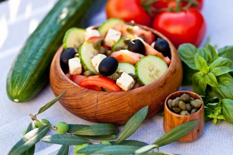 Pas si traditionnelle, la fameuse salade grecque n'est apparue que dans les années 1970